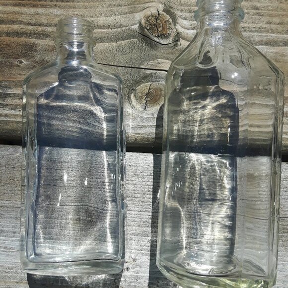 Vintage Medicine Bottles Vicks Medicine Bottle - Picture 2 of 2